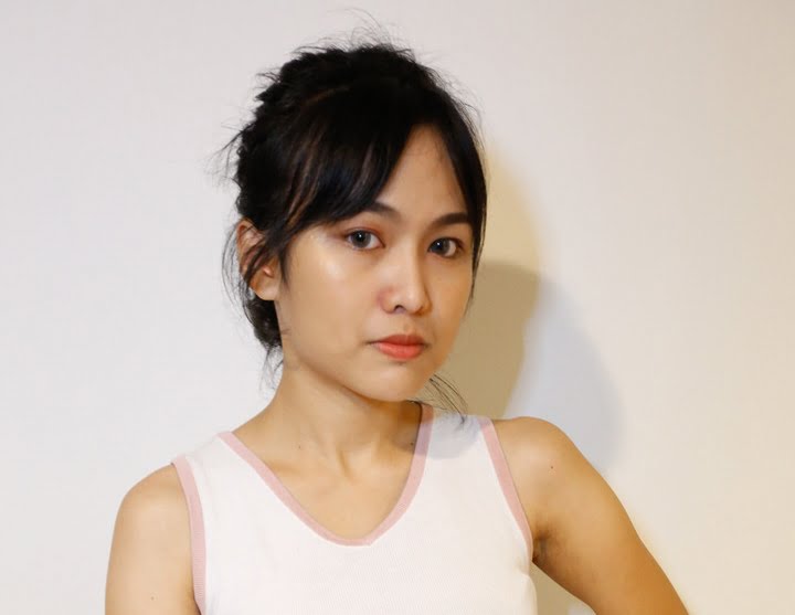 Gadis Seksi Putih Bersih Open BO - Terekspos